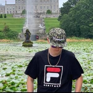 Meet your Posher, Logan